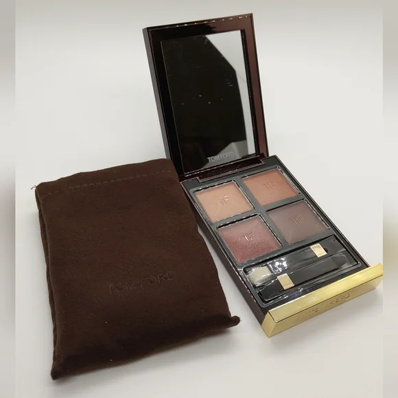 TOM FORD Eye Color Quad Eyeshadow Palette 04 Honeymoon NIB - Picture 2 of 10